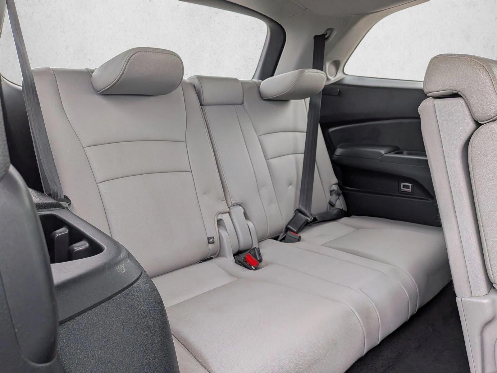 2016 Honda Pilot AWD Touring with DVD Rear Entertainment System and Navigation