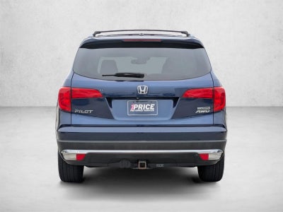 2016 Honda Pilot AWD Touring with DVD Rear Entertainment System and Navigation