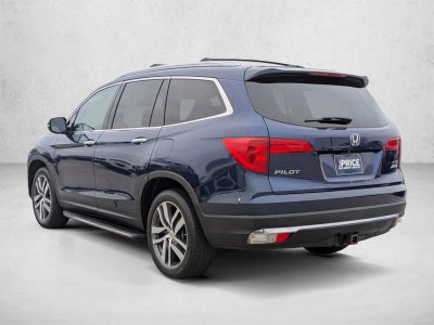 2016 Honda Pilot AWD Touring with DVD Rear Entertainment System and Navigation