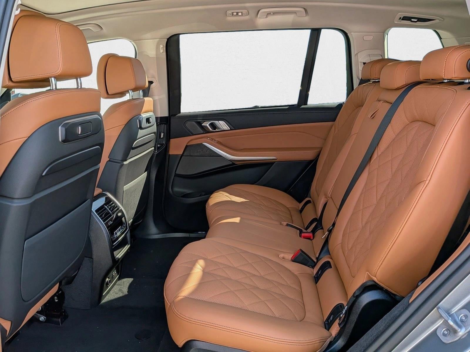 2026 BMW X7 xDrive40i Sports Activity Vehicle