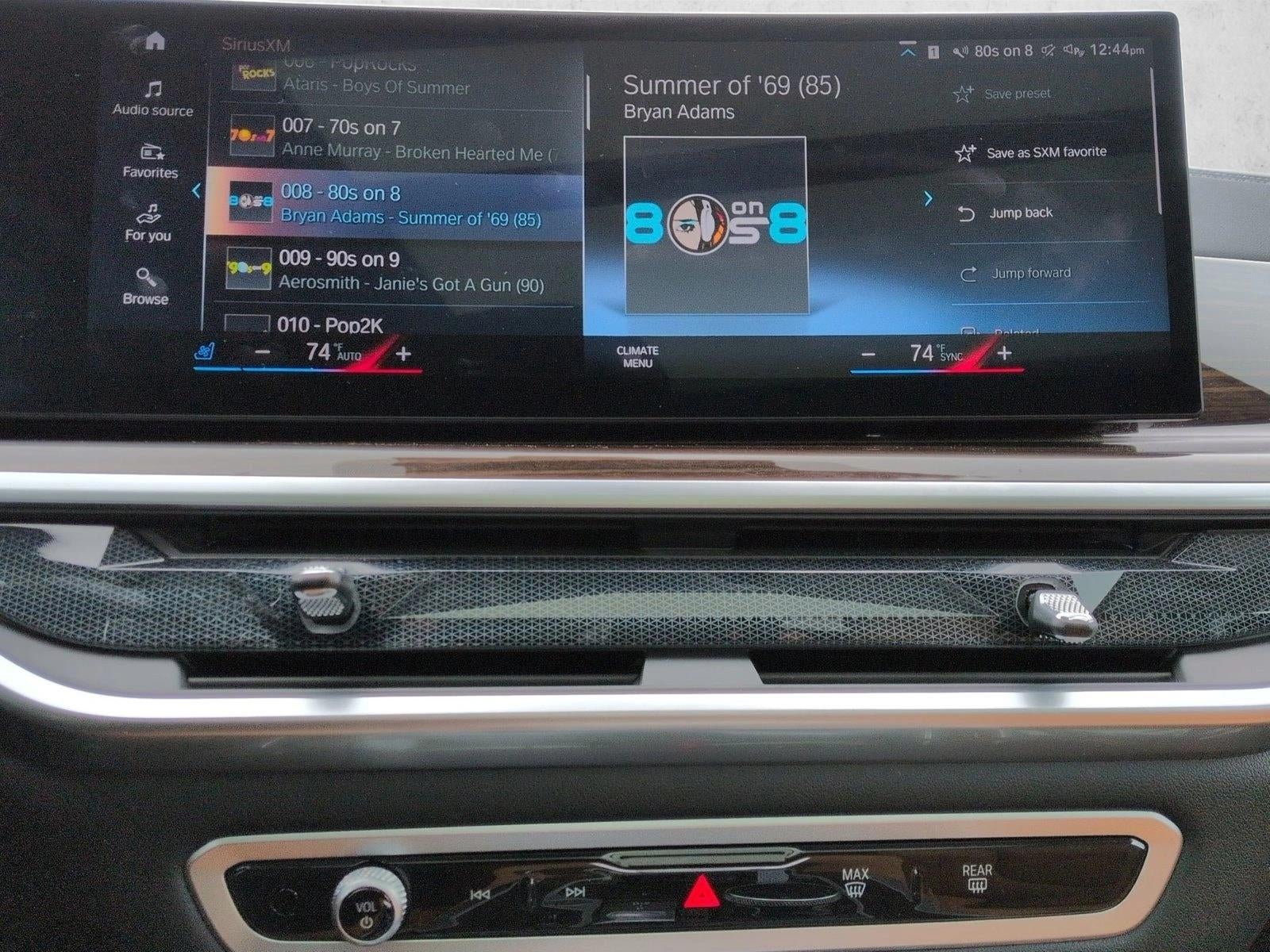 2023 BMW X7 xDrive40i Sports Activity Vehicle