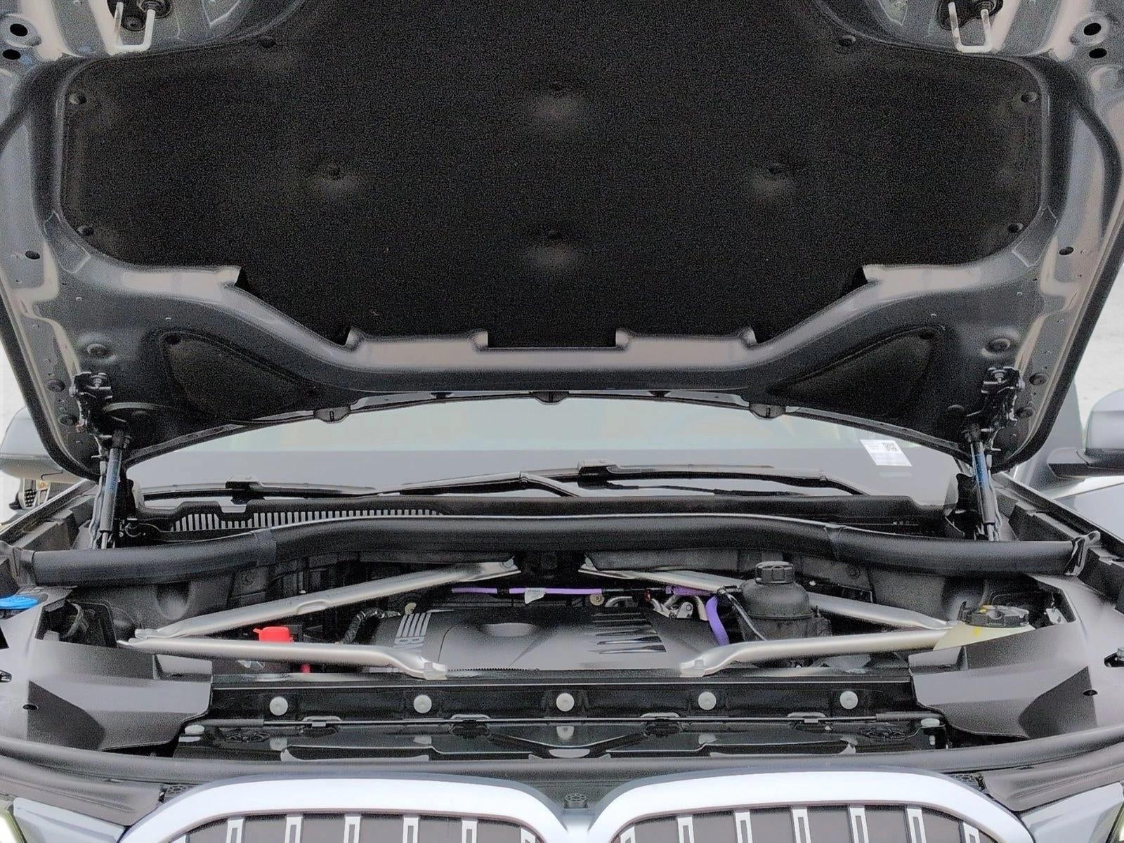 2023 BMW X7 xDrive40i Sports Activity Vehicle