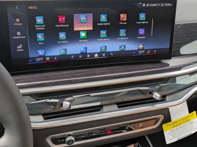 2026 BMW X7 xDrive40i Sports Activity Vehicle