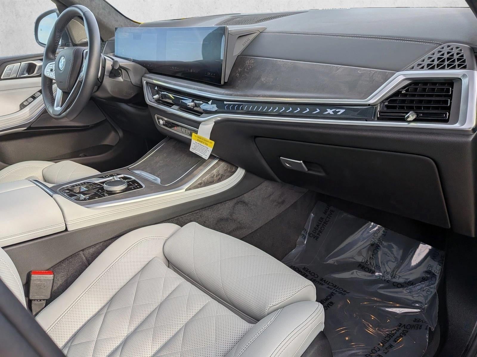 2026 BMW X7 xDrive40i Sports Activity Vehicle