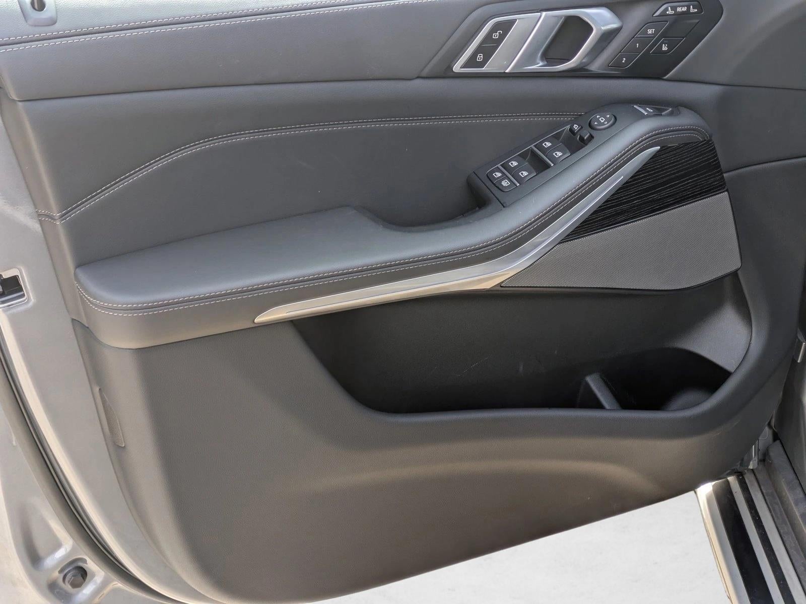 2026 BMW X7 xDrive40i Sports Activity Vehicle