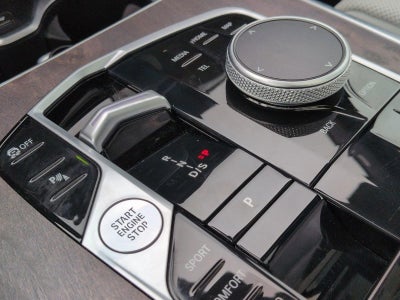 2024 BMW X7 xDrive40i Sports Activity Vehicle