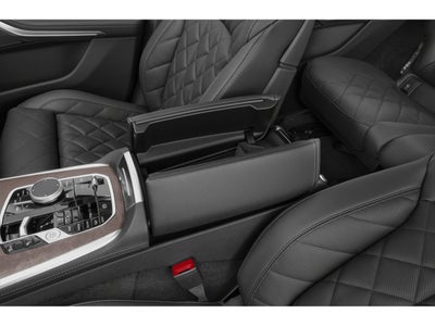 2025 BMW X7 xDrive40i Sports Activity Vehicle