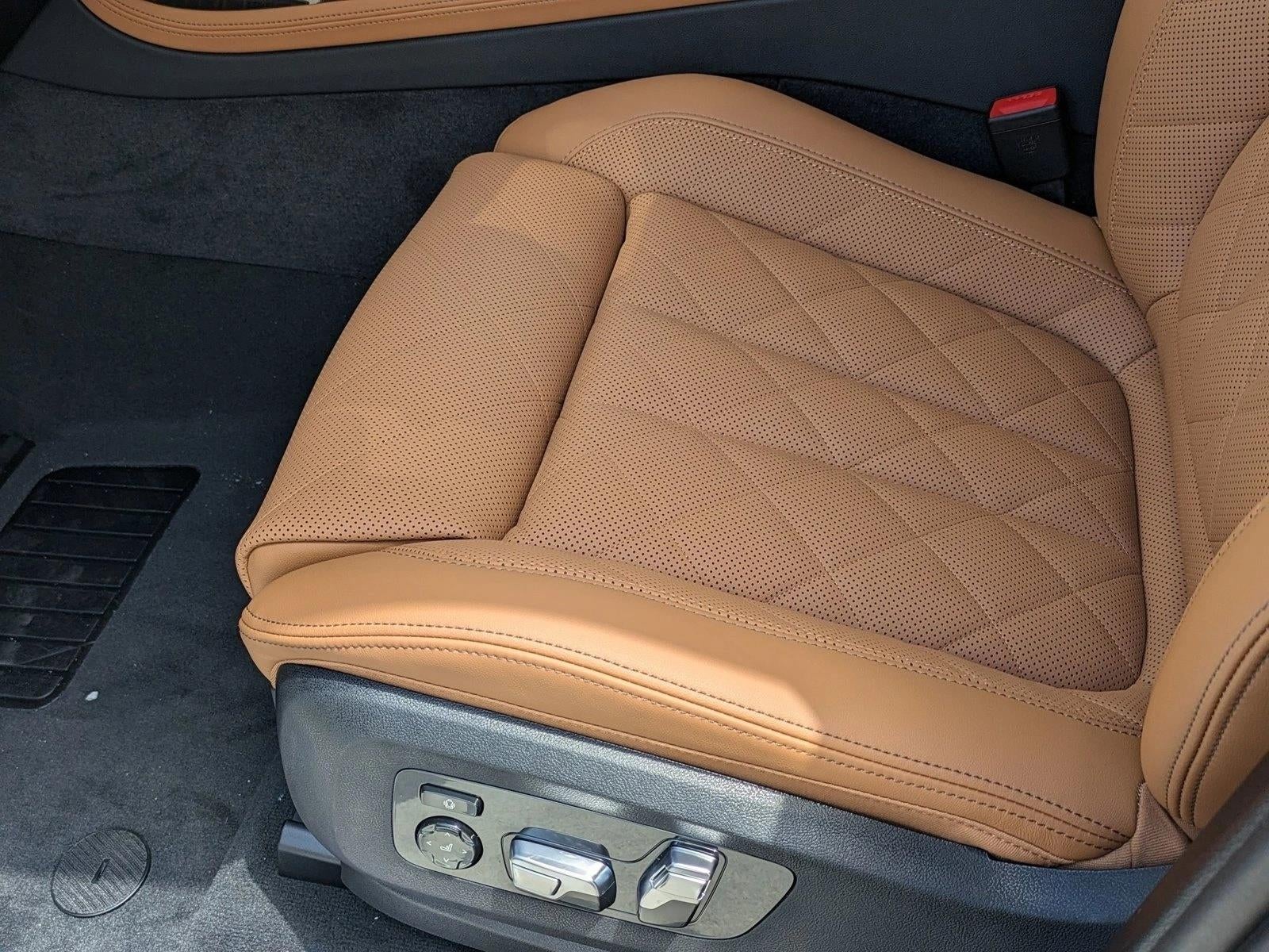 2026 BMW X7 xDrive40i Sports Activity Vehicle