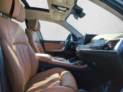 2023 BMW X7 xDrive40i Sports Activity Vehicle