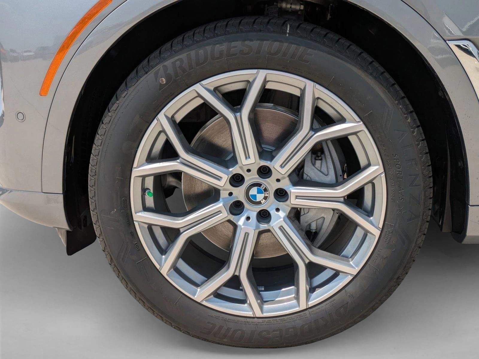 2026 BMW X7 xDrive40i Sports Activity Vehicle