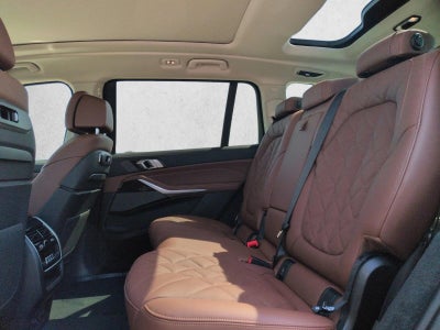 2026 BMW X7 xDrive40i Sports Activity Vehicle