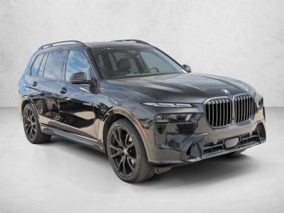 2025 BMW X7 xDrive40i Sports Activity Vehicle