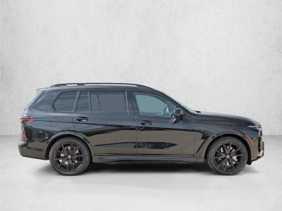 2025 BMW X7 xDrive40i Sports Activity Vehicle