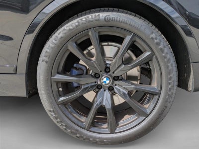 2025 BMW X7 xDrive40i Sports Activity Vehicle