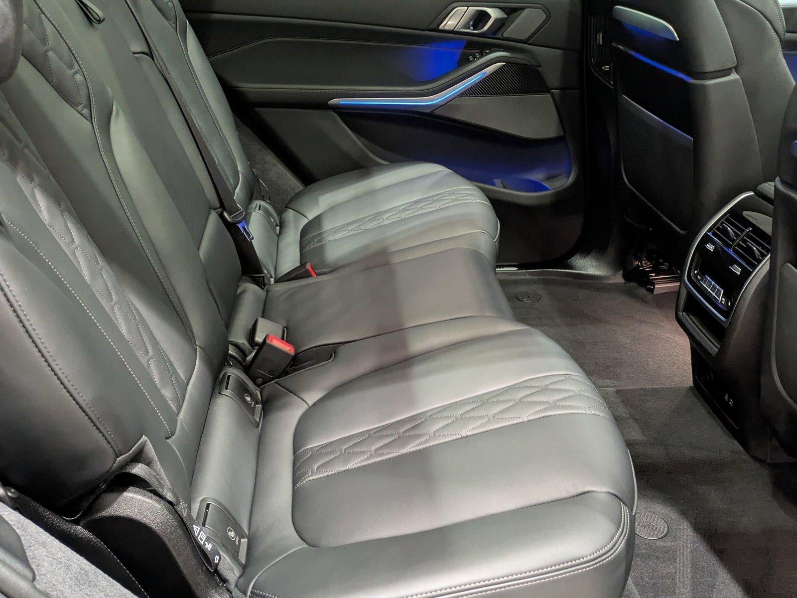 2026 BMW X7 M60i Sports Activity Vehicle