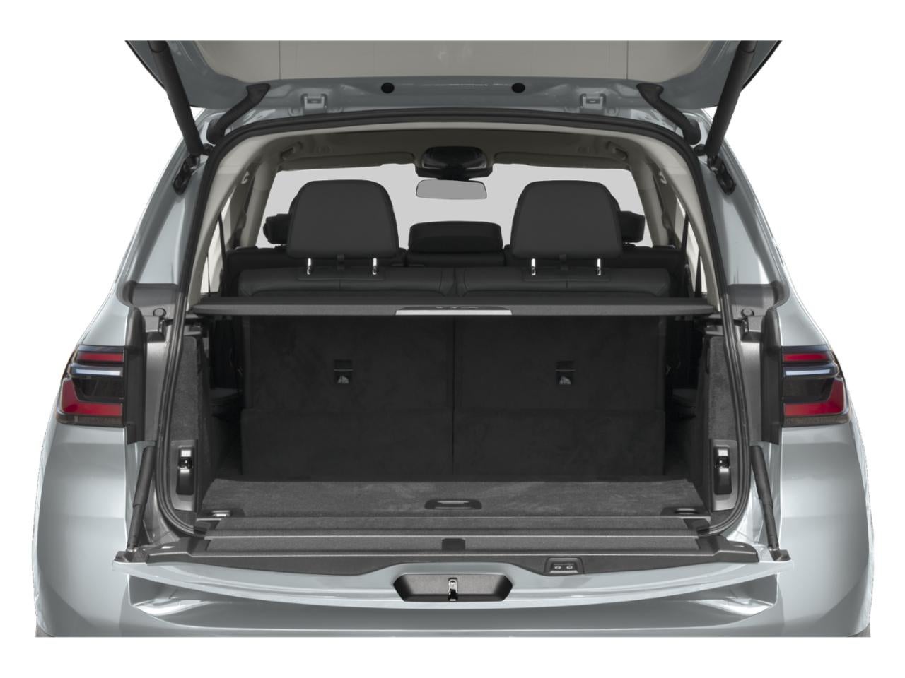 2026 BMW X7 M60i Sports Activity Vehicle