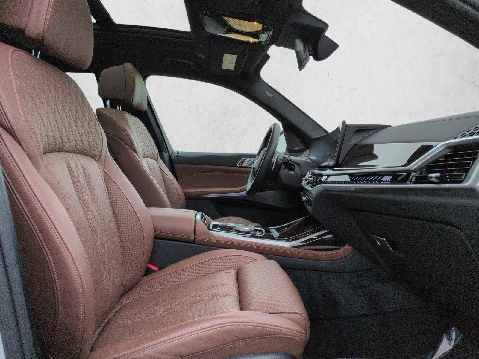 2024 BMW X7 M60i Sports Activity Vehicle