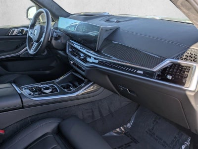 2026 BMW X7 M60i Sports Activity Vehicle