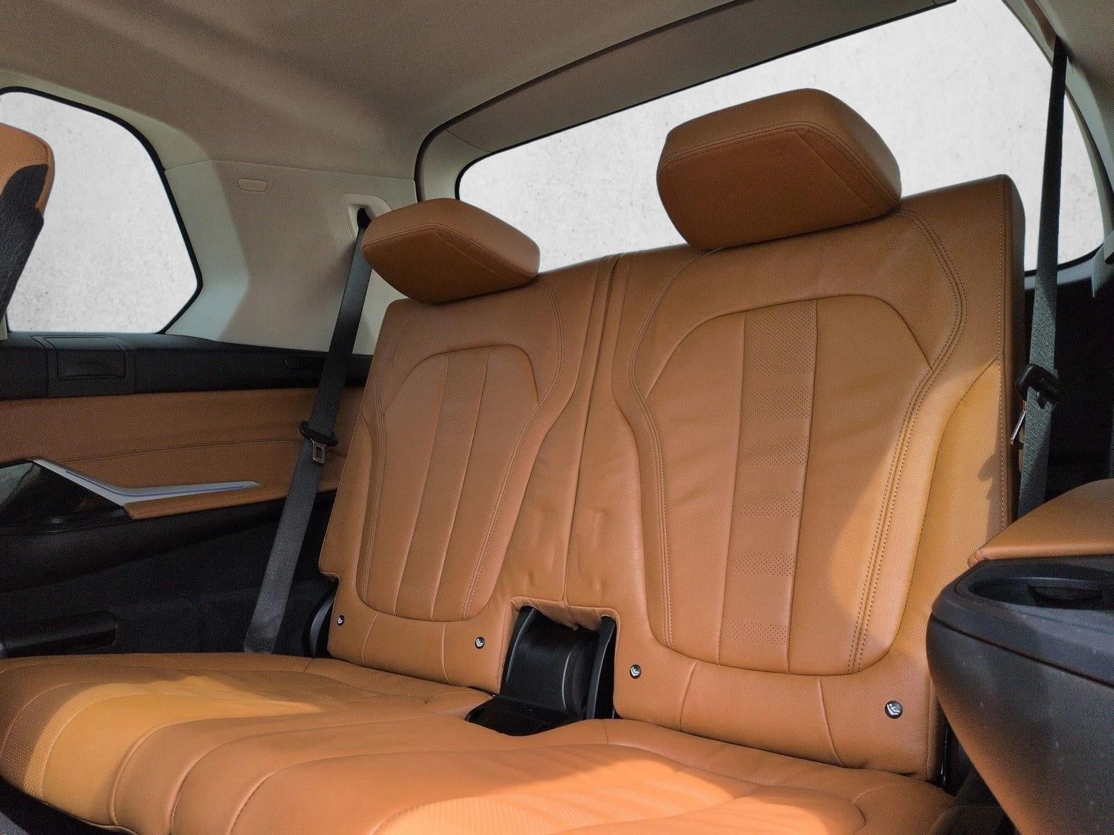 2022 BMW X7 xDrive40i Sports Activity Vehicle