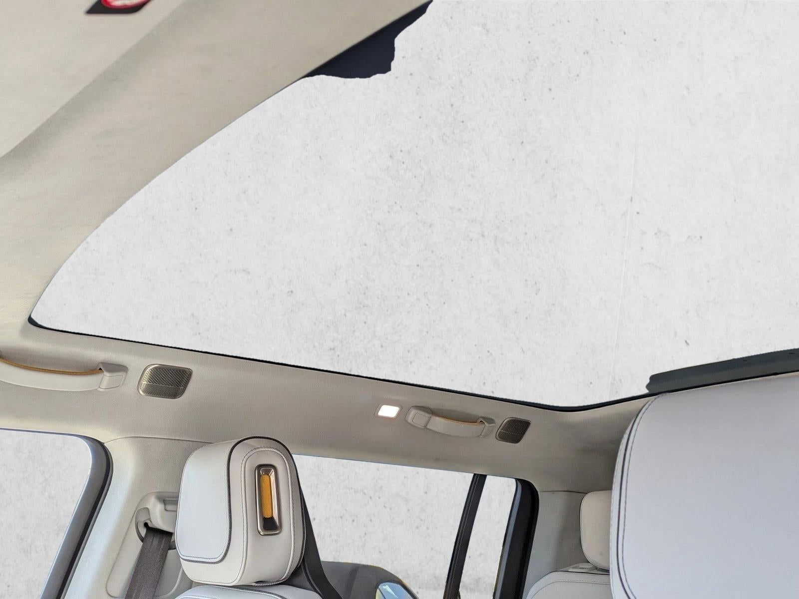 2023 Rivian R1S Adventure Quad-Motor Large Pack