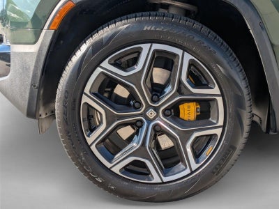 2023 Rivian R1S Adventure Quad-Motor Large Pack