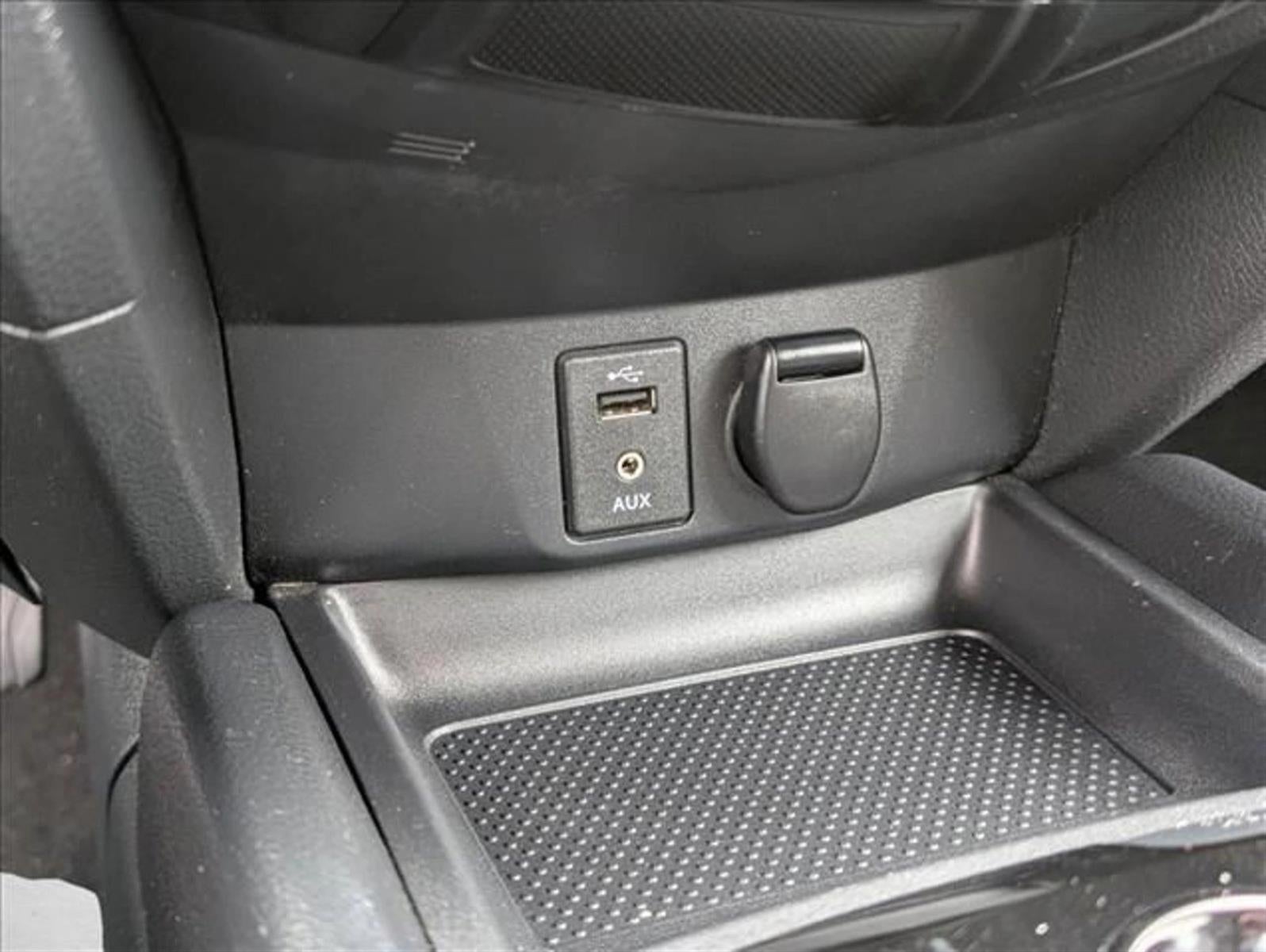 2016 Nissan Rogue FWD 4dr S