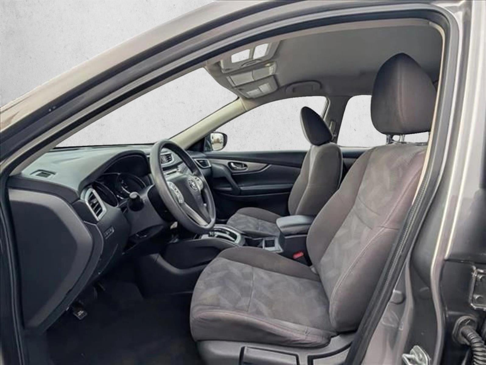 2016 Nissan Rogue FWD 4dr S