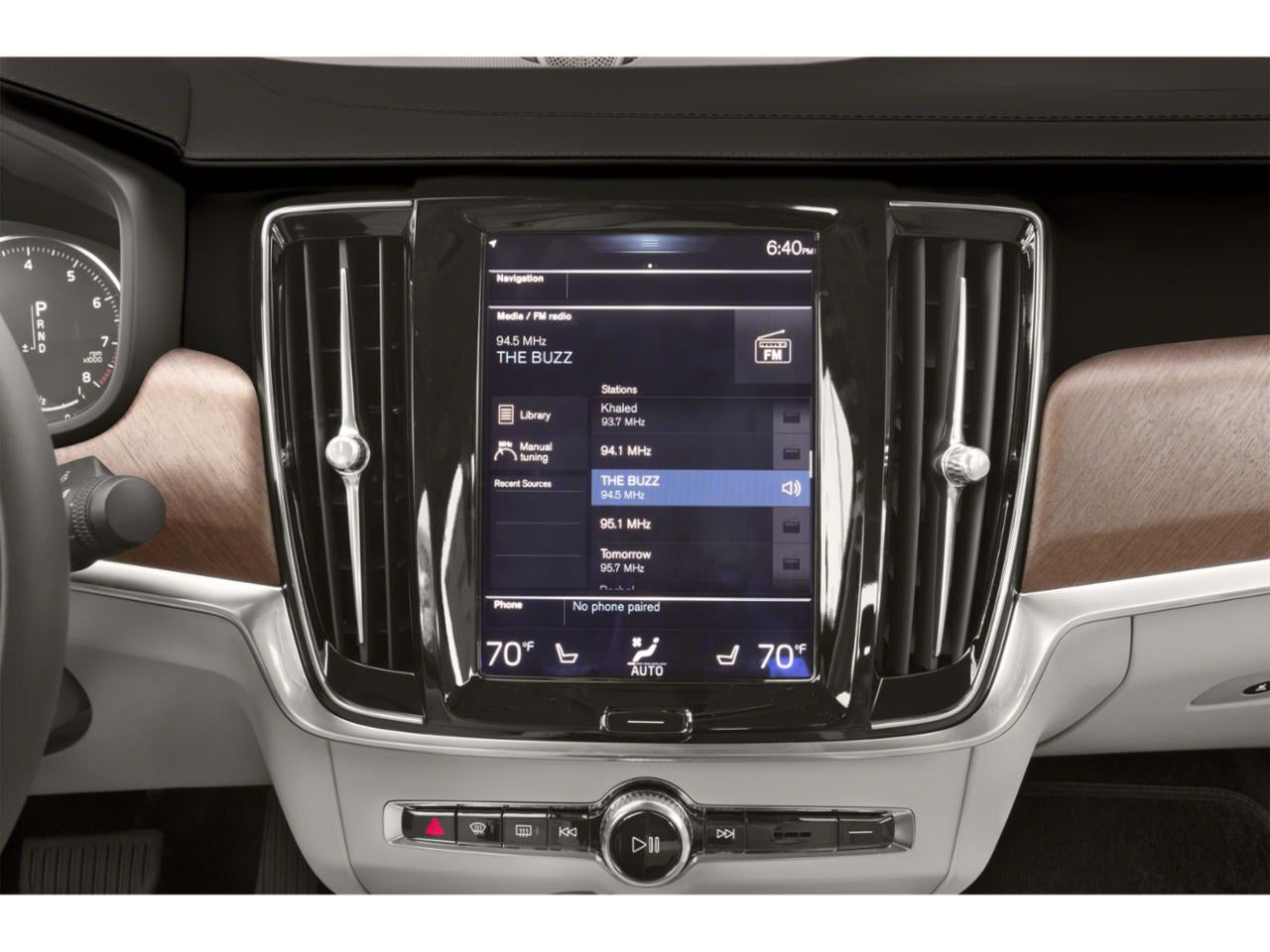 2018 Volvo S90 T6 AWD Momentum