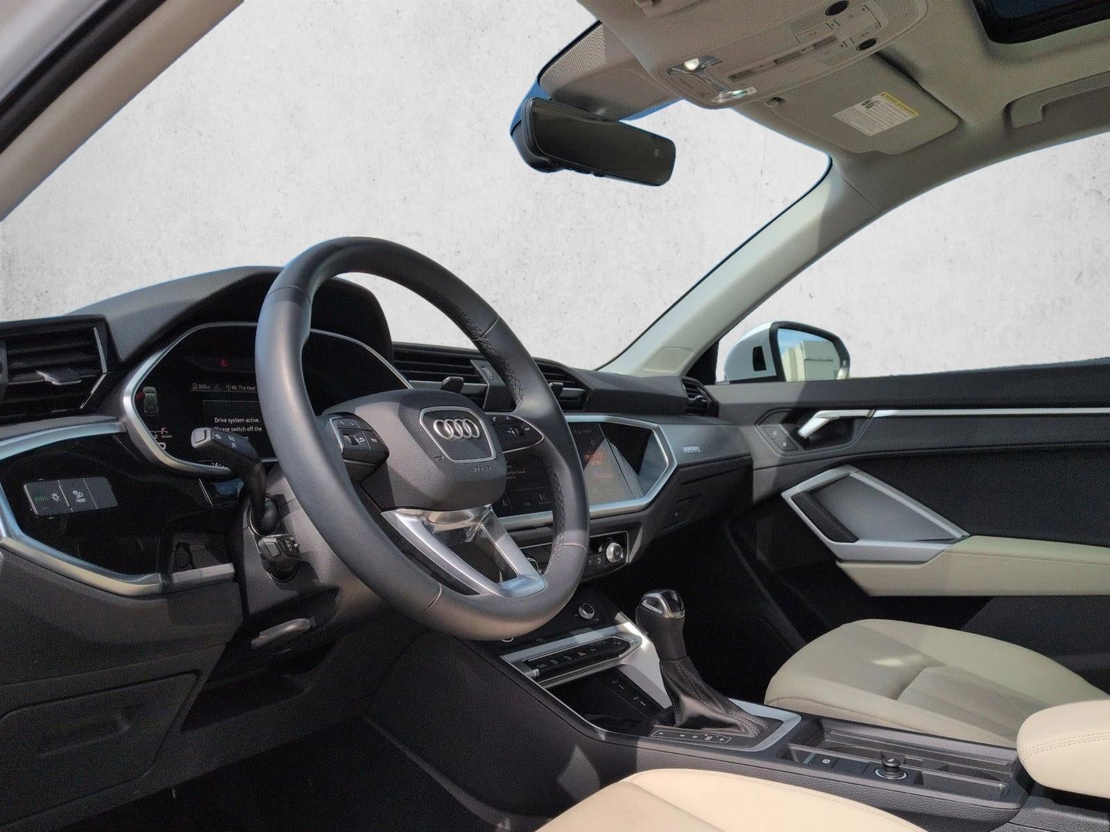 2024 Audi Q3 S line Premium Plus 45 TFSI quattro