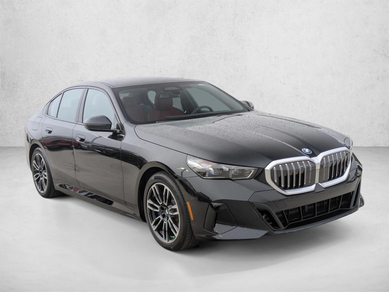 2026 BMW 550e xDrive Sedan