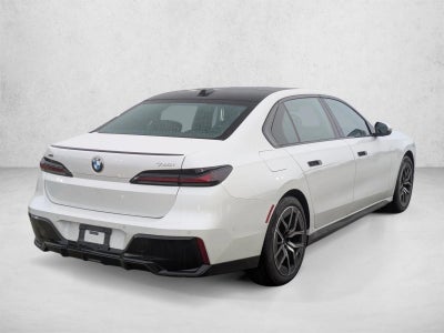 2025 BMW 740i xDrive Sedan