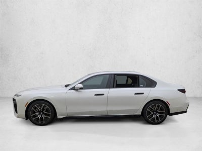 2025 BMW 740i xDrive Sedan