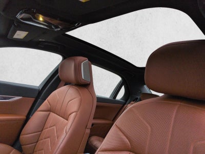 2024 BMW 760i xDrive Sedan