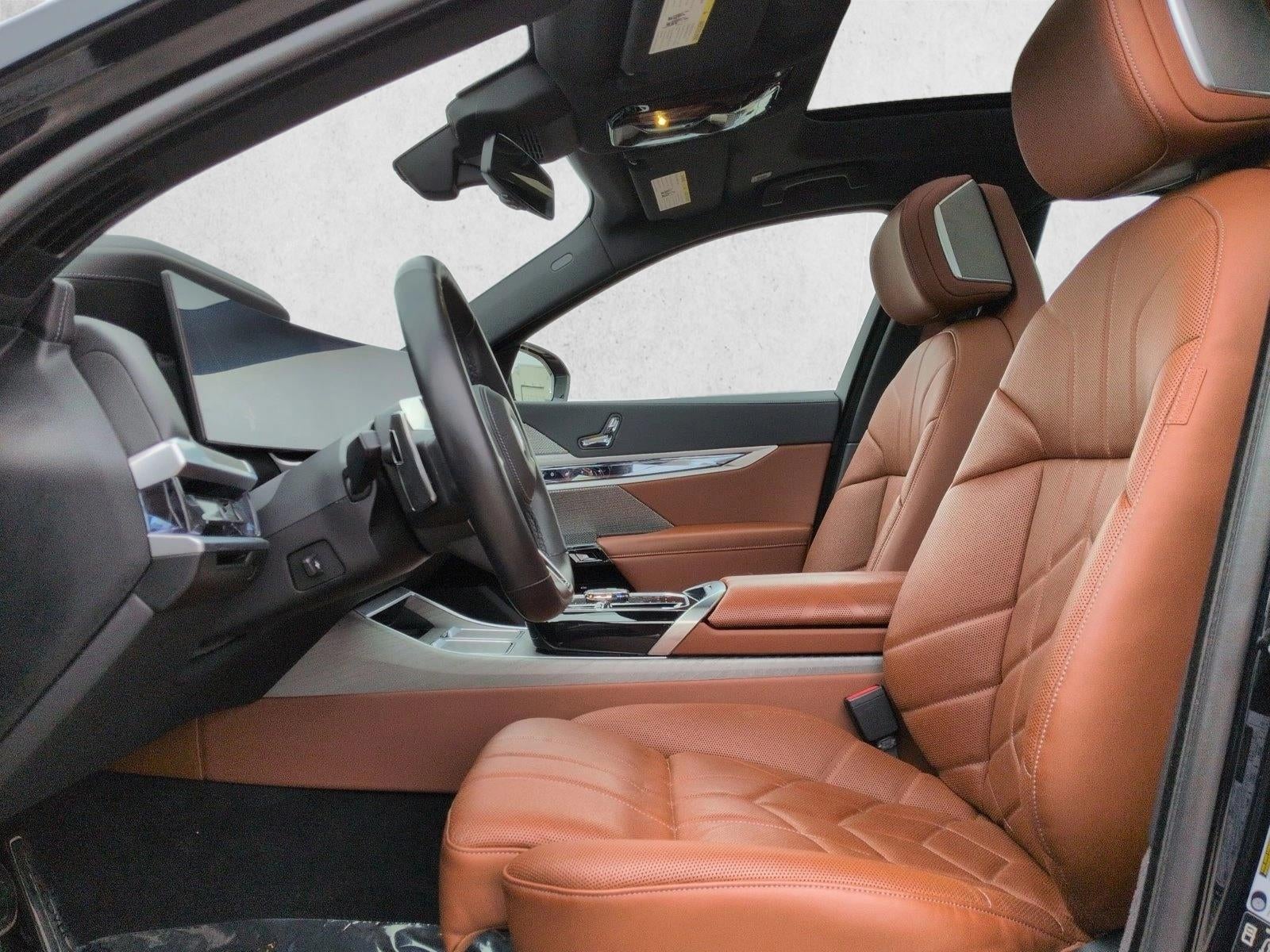 2024 BMW 760i xDrive Sedan