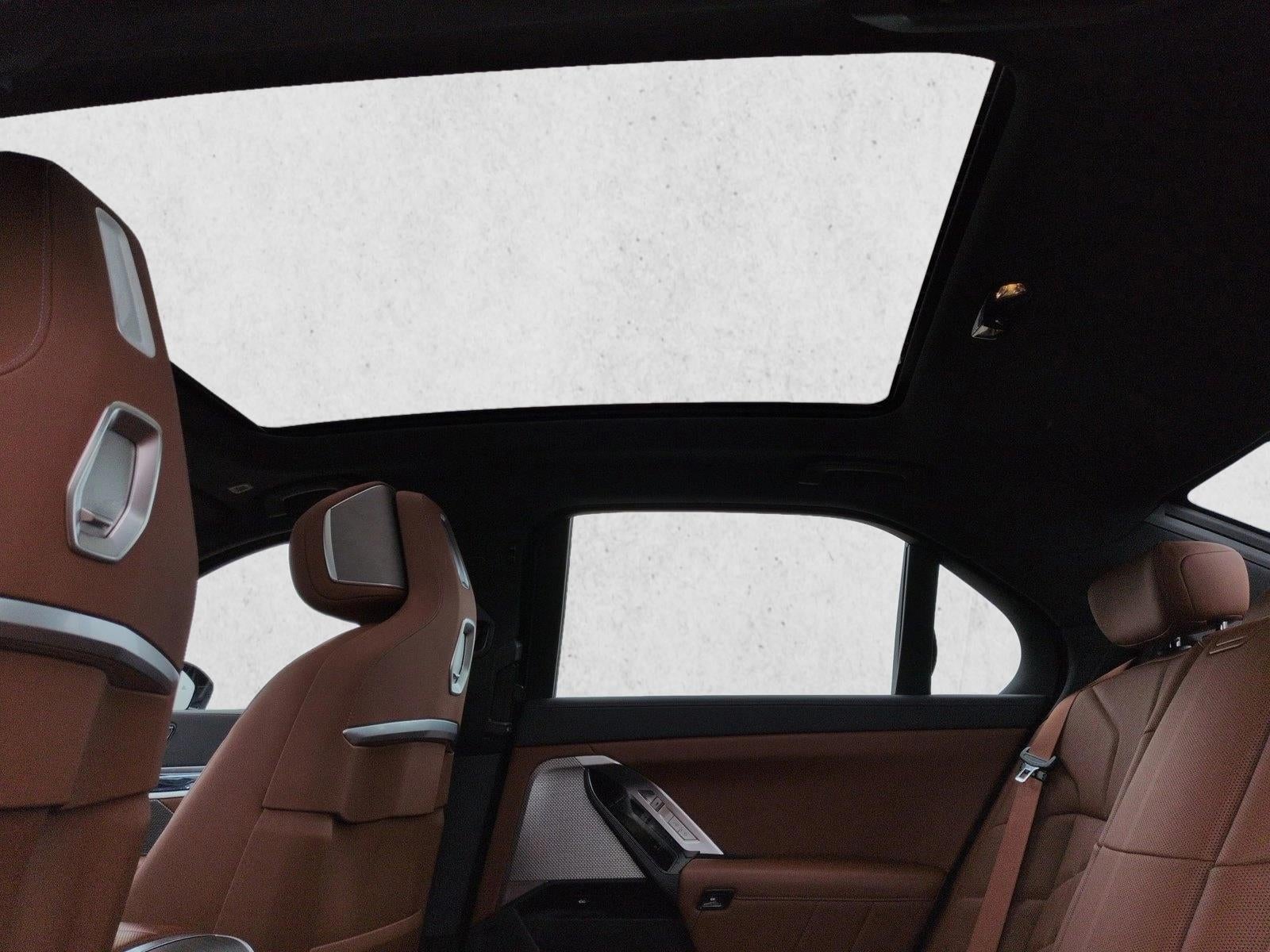 2024 BMW 760i xDrive Sedan