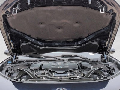 2024 BMW 760i xDrive Sedan