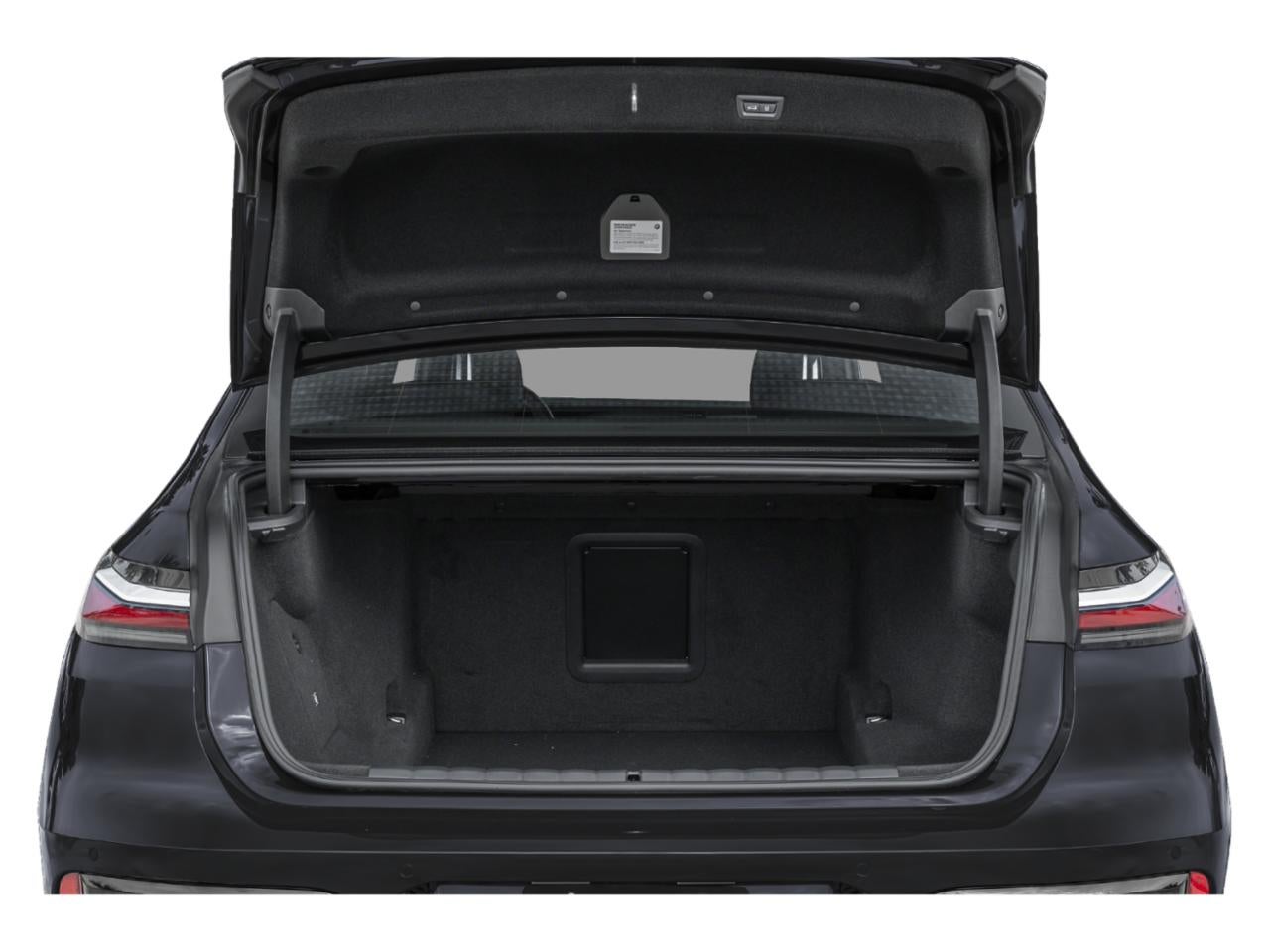 2026 BMW 750e xDrive Plug-In Hybrid