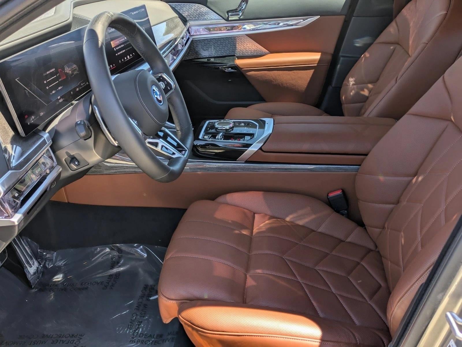 2025 BMW 750e xDrive Plug-In Hybrid