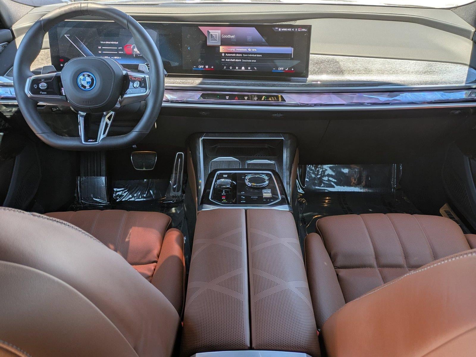 2025 BMW 750e xDrive Plug-In Hybrid