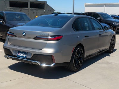 2025 BMW 750e xDrive Plug-In Hybrid