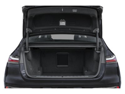 2025 BMW 750e xDrive Plug-In Hybrid