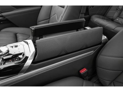 2025 BMW 750e xDrive Plug-In Hybrid