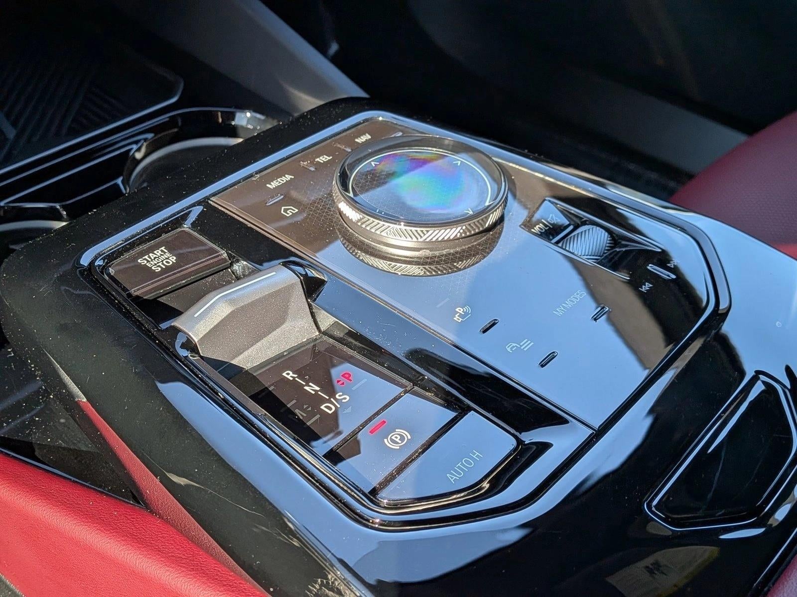 2025 BMW 530i xDrive Sedan