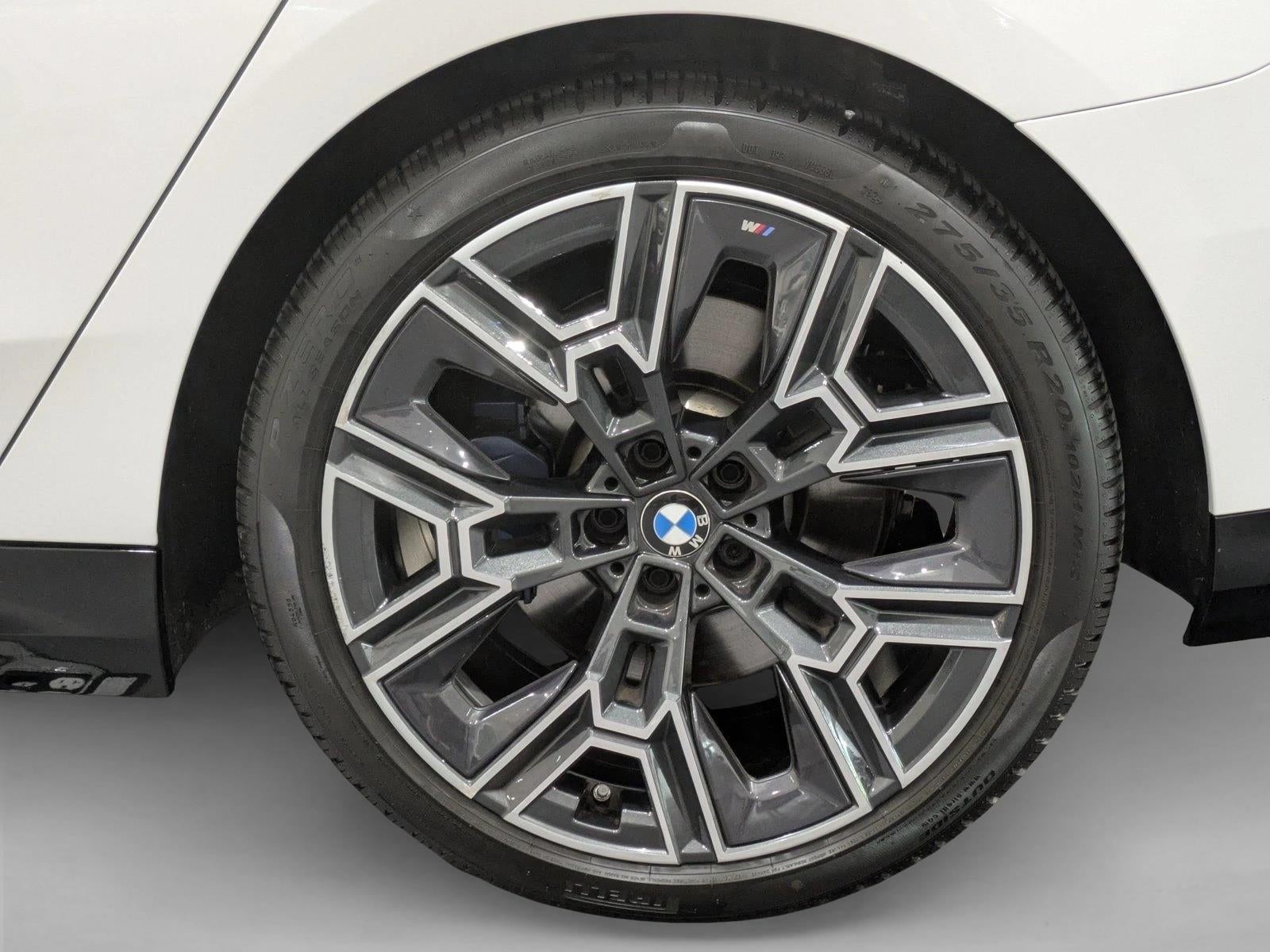 2025 BMW 530i xDrive Sedan