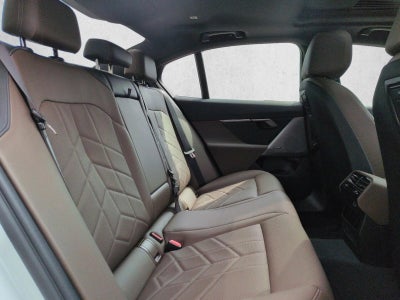 2026 BMW 540i xDrive Sedan