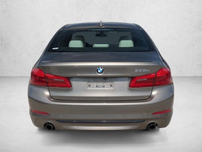 2019 BMW 530e xDrive iPerformance Plug-In Hybrid