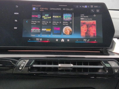 2025 BMW X2 xDrive28i Sports Activity Coupe