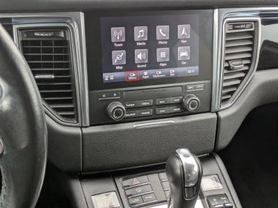 2018 Porsche Macan AWD