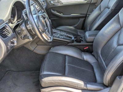 2018 Porsche Macan AWD
