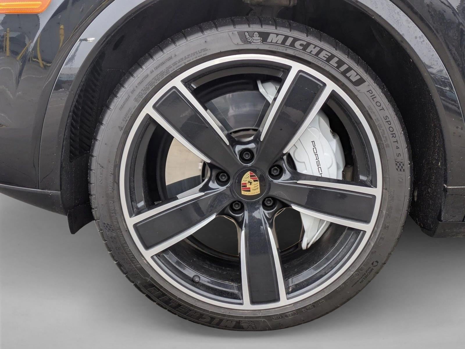 2022 Porsche Cayenne Turbo AWD